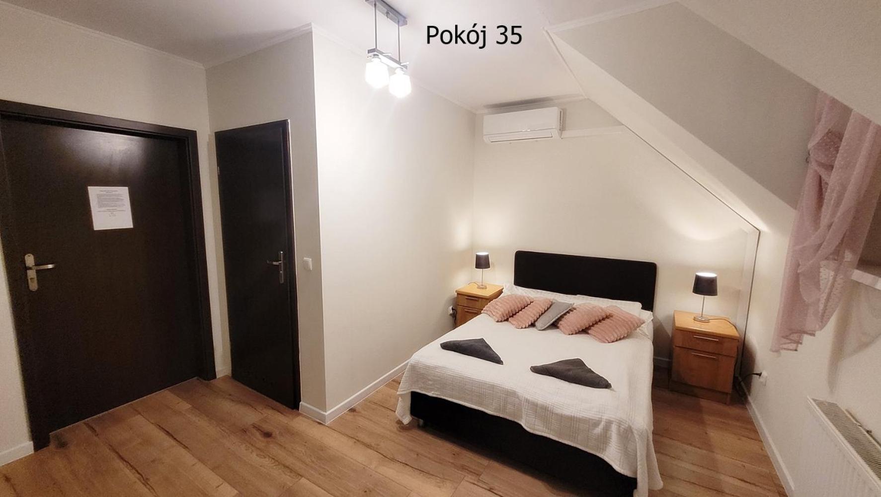 Pod Debem Bed & Breakfast Криница Морска Екстериор снимка